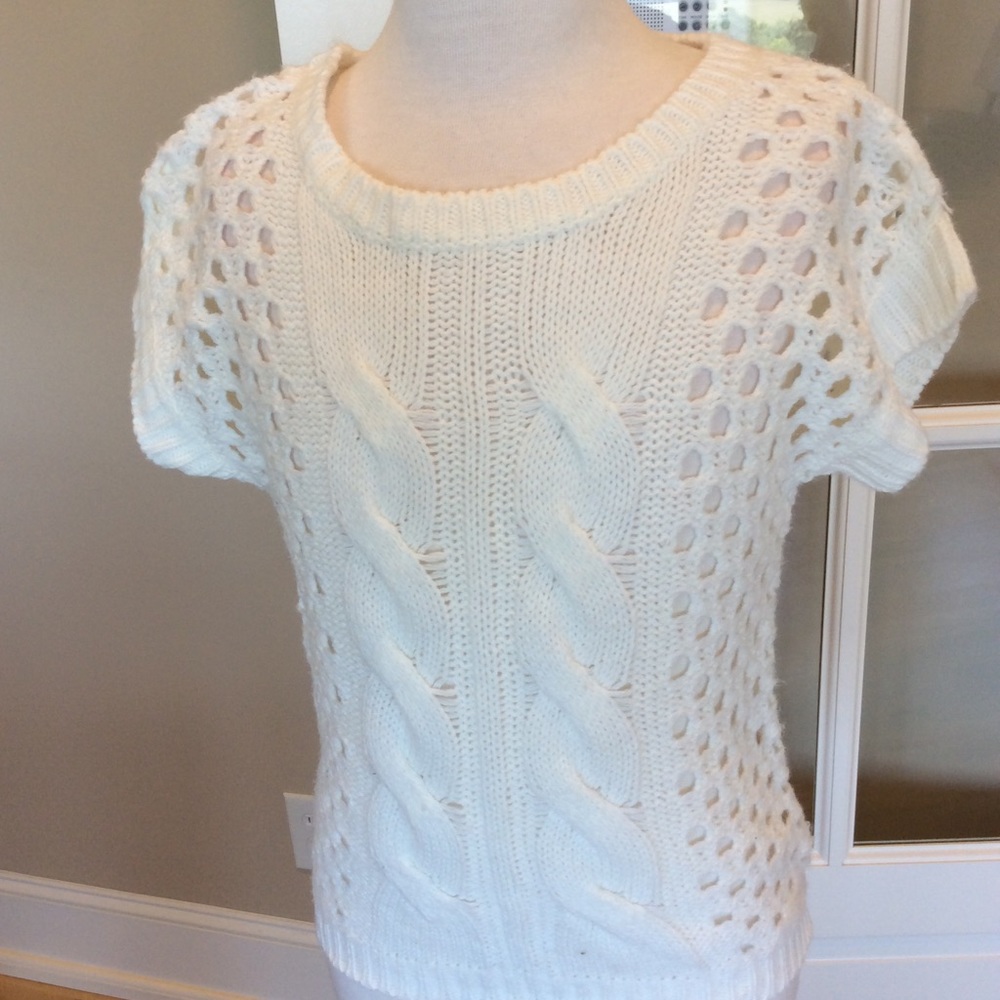 White sweater pullover cable knit girls 10/12 M - Picture 3 of 3